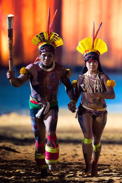 La cerimonia di inaugurazione dei primi Giochi olimpici delle popolazioni indigene che si svolgono a Palmas, Brasile. (Getty Images)